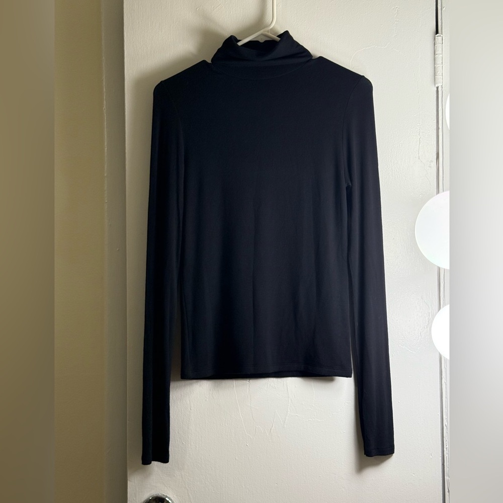 Veronica Beard Jeans black mock neck long sleeve top, size M